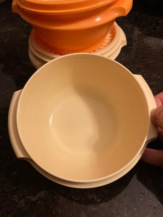 3x Tupperware Containers - Picture 3 of 6